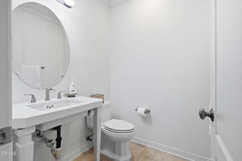 Tiny photo for 1104 Turtle Creek Lane, Thousand Oaks, CA 91320 (MLS # V1-37578)