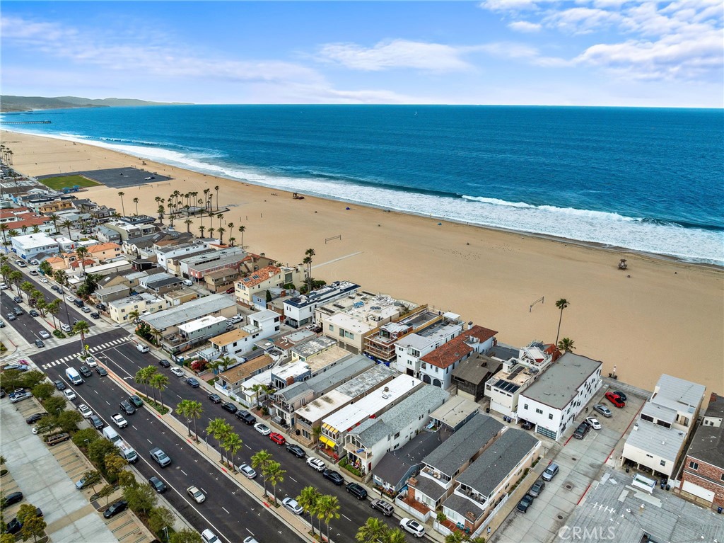 1623 W Balboa Boulevard