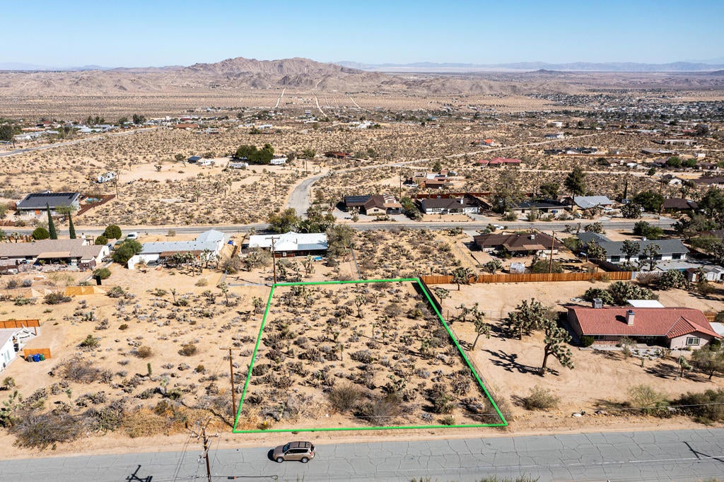 207 Sandalwood Trail