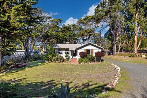 Photo of 247 Weymouth St, Cambria, CA 93428 (MLS # SC25253489)