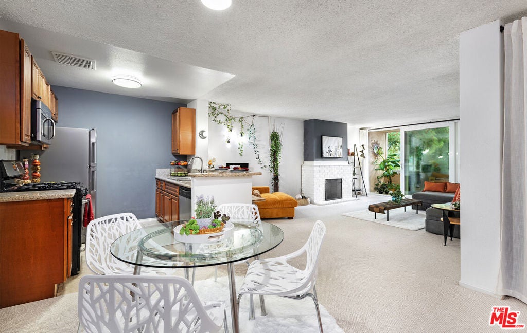 6405 Green Valley Circle 209, Culver City CA 90230
