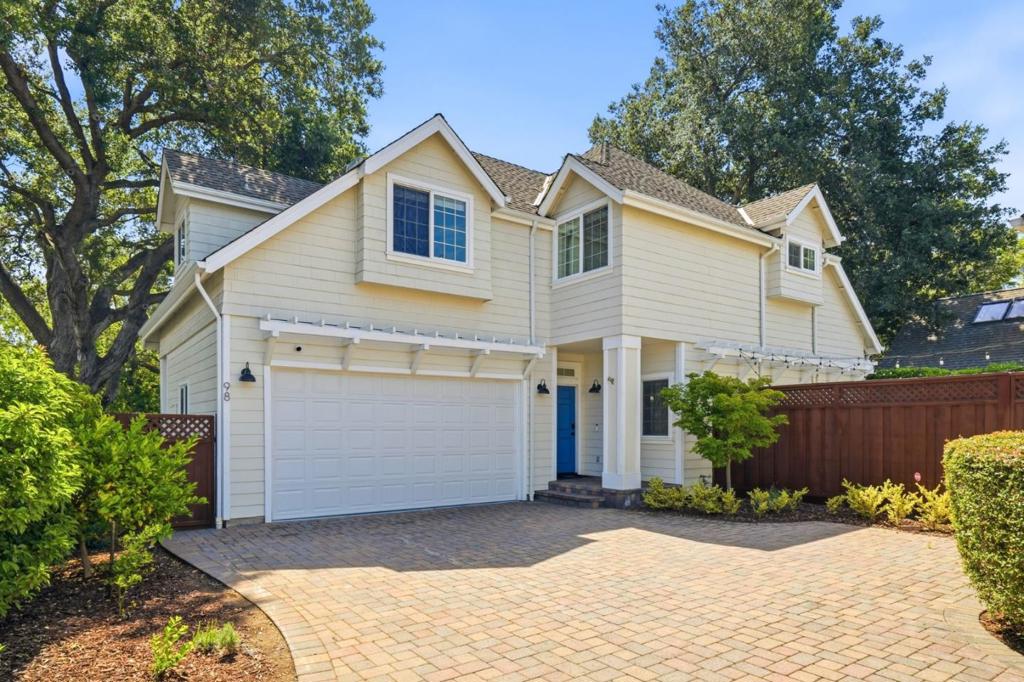 98 Forrest Avenue