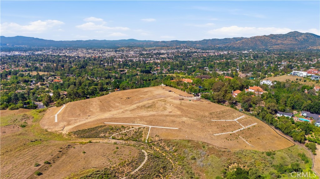10801 N Oakdale