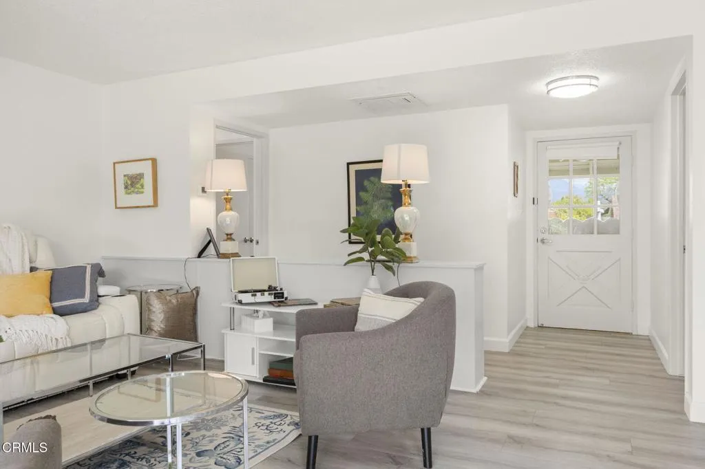 Ojai, California 93023, United States, 4 Bedrooms Bedrooms, ,2 BathroomsBathrooms,Residential,Active,116513