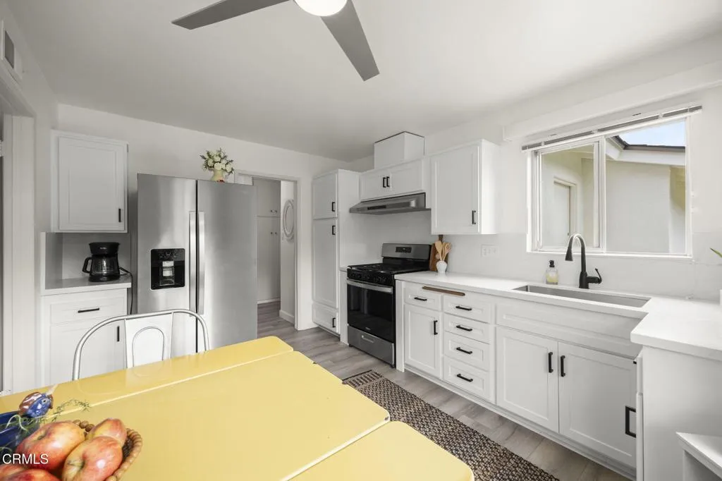 Ojai, California 93023, United States, 4 Bedrooms Bedrooms, ,2 BathroomsBathrooms,Residential,Active,116513