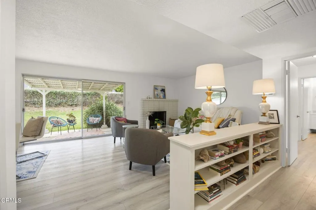 Ojai, California 93023, United States, 4 Bedrooms Bedrooms, ,2 BathroomsBathrooms,Residential,Active,116513