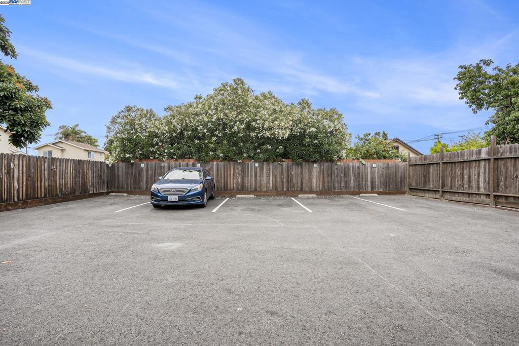 DOWNTOWN SAN LEA - Residential Income