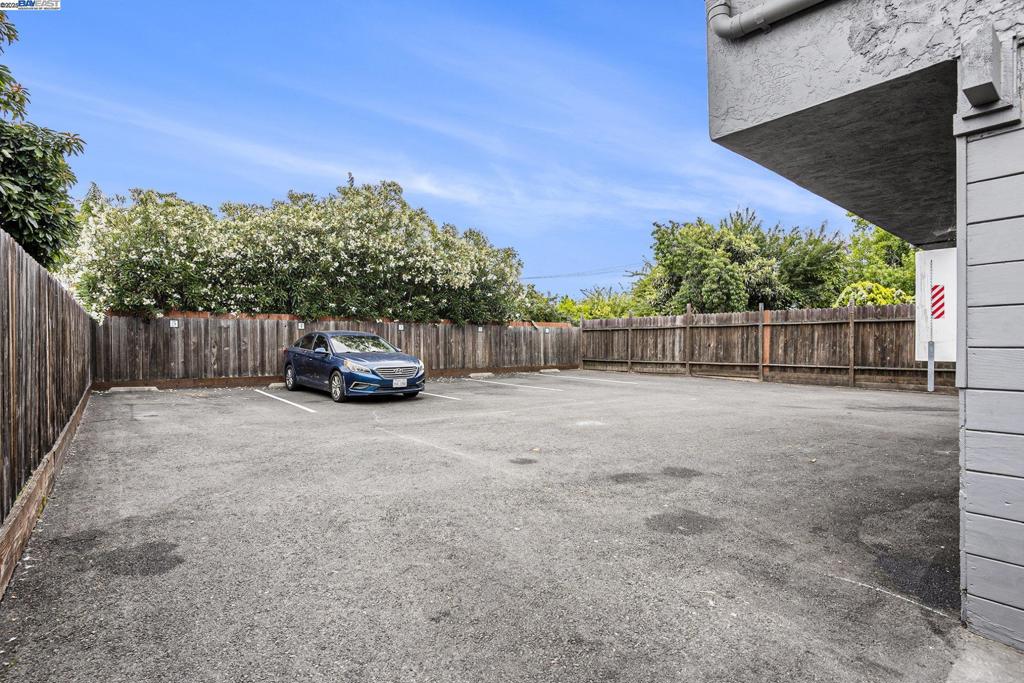 DOWNTOWN SAN LEA - Residential Income