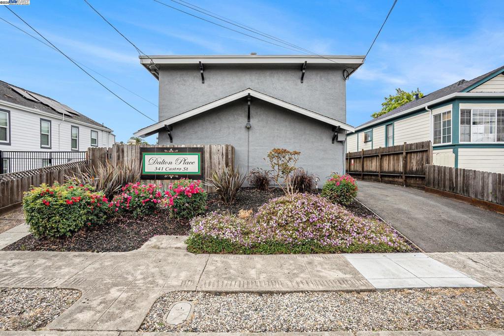 DOWNTOWN SAN LEA - Residential Income