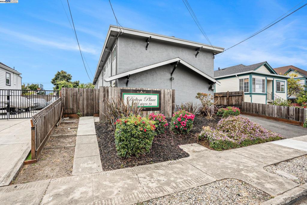 DOWNTOWN SAN LEA - Residential Income