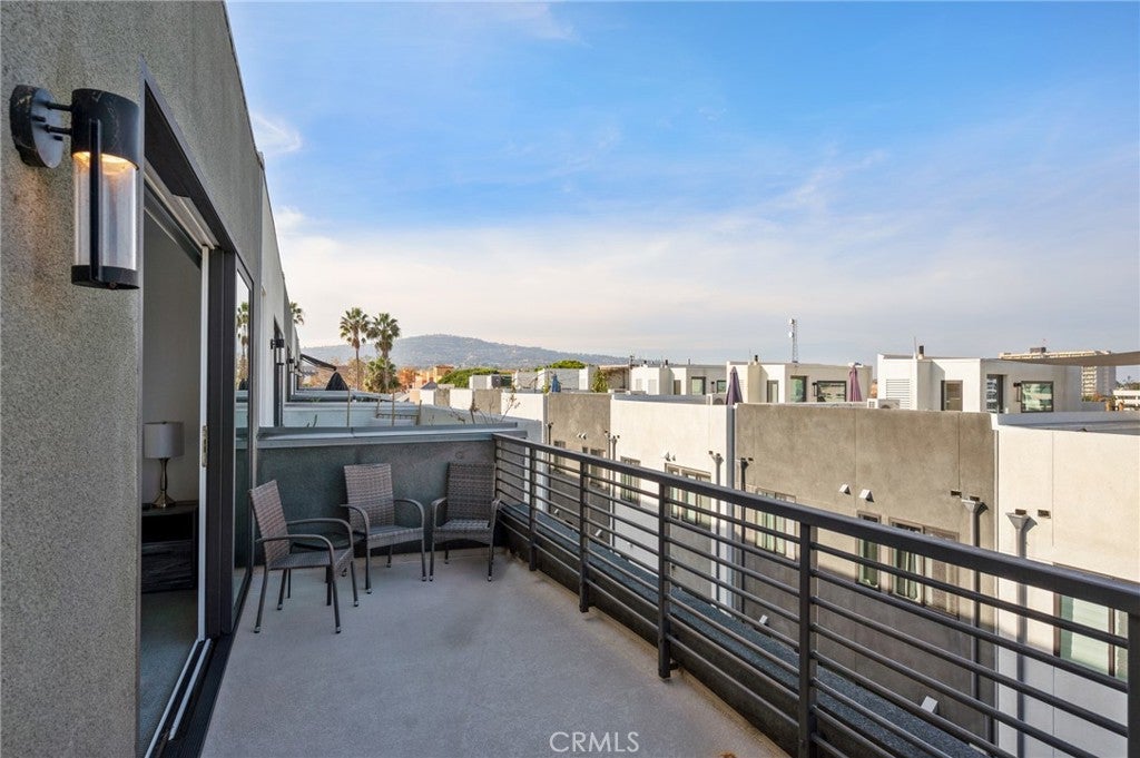 277 Dockside Lane