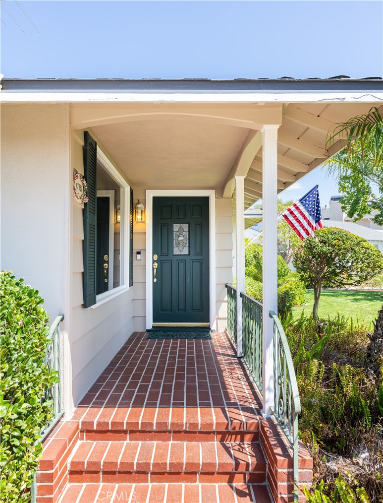 17991 Lassen Drive