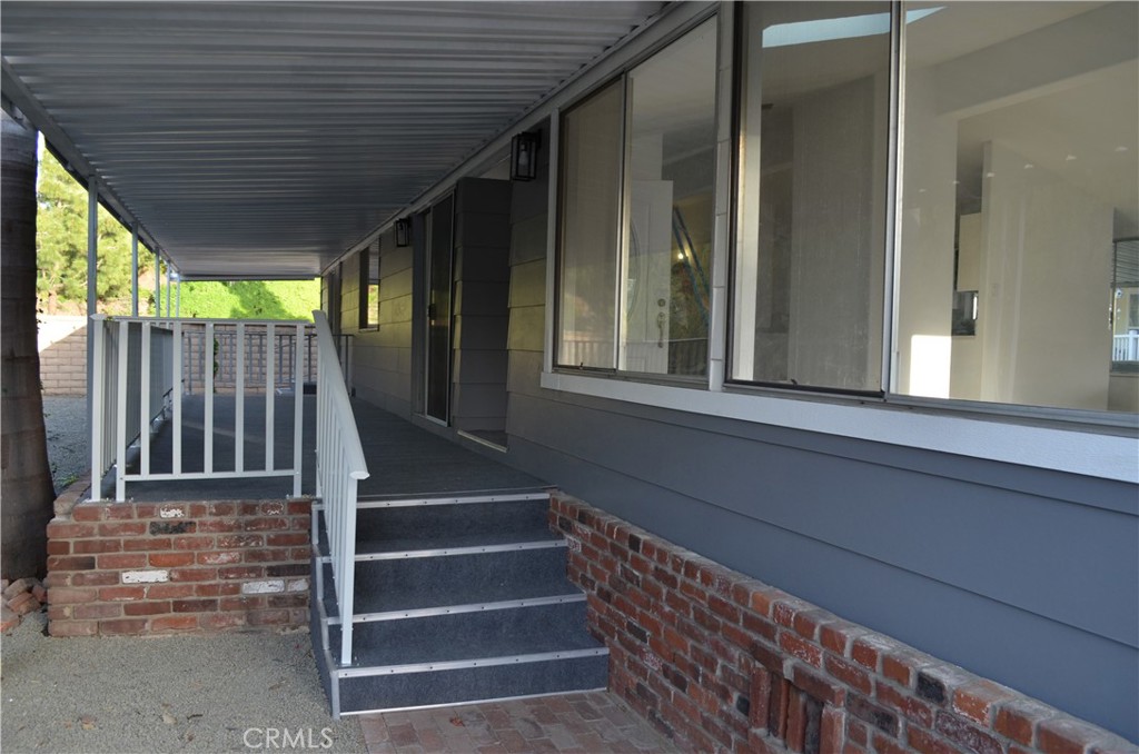 24001 Murilands Boulevard 25