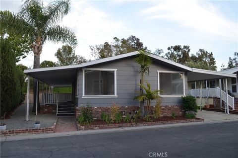 24001 Murilands Boulevard 25 Lake Forest CA 92630