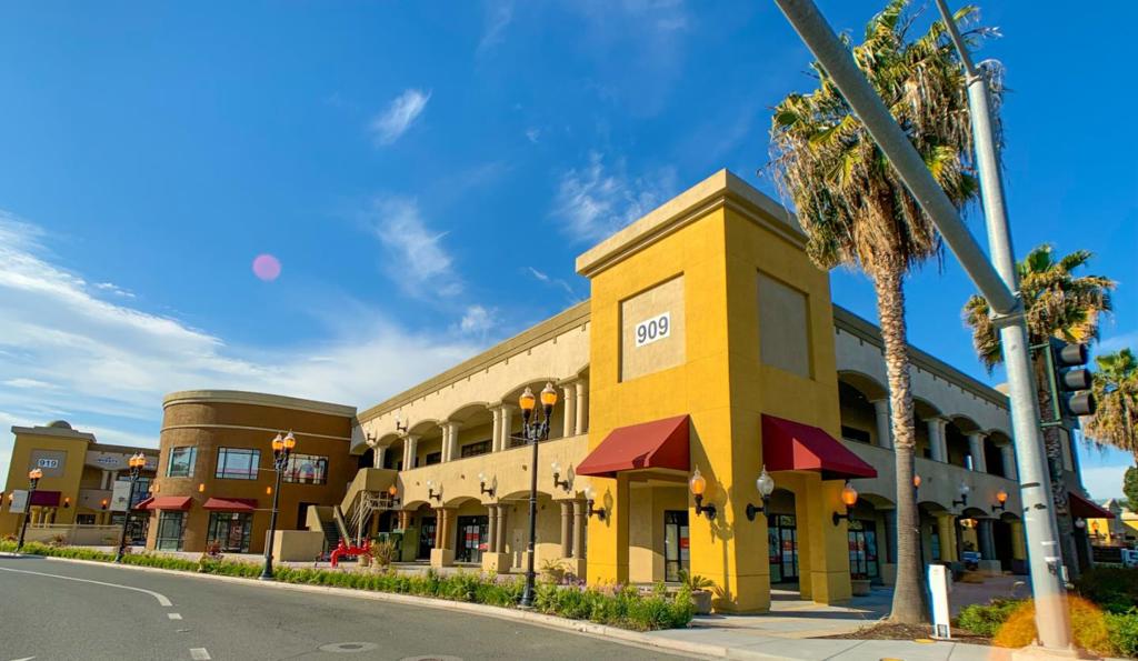 Restaurant, Medical, Professional and Retail spaces available at the fastest growing lifestyle center, the Shops at Vietnam Town. An opportunity to OWN instead of LEASING! Pride of Ownership. Convenient location for Medical, Dental, Clinic, Urgent Care, Surgery and Healthcare provider facilities. Size ranges from ±600 to ±1,600 SF (can combined multi-units for larger size)