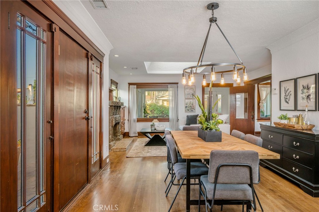227 Ximeno Avenue