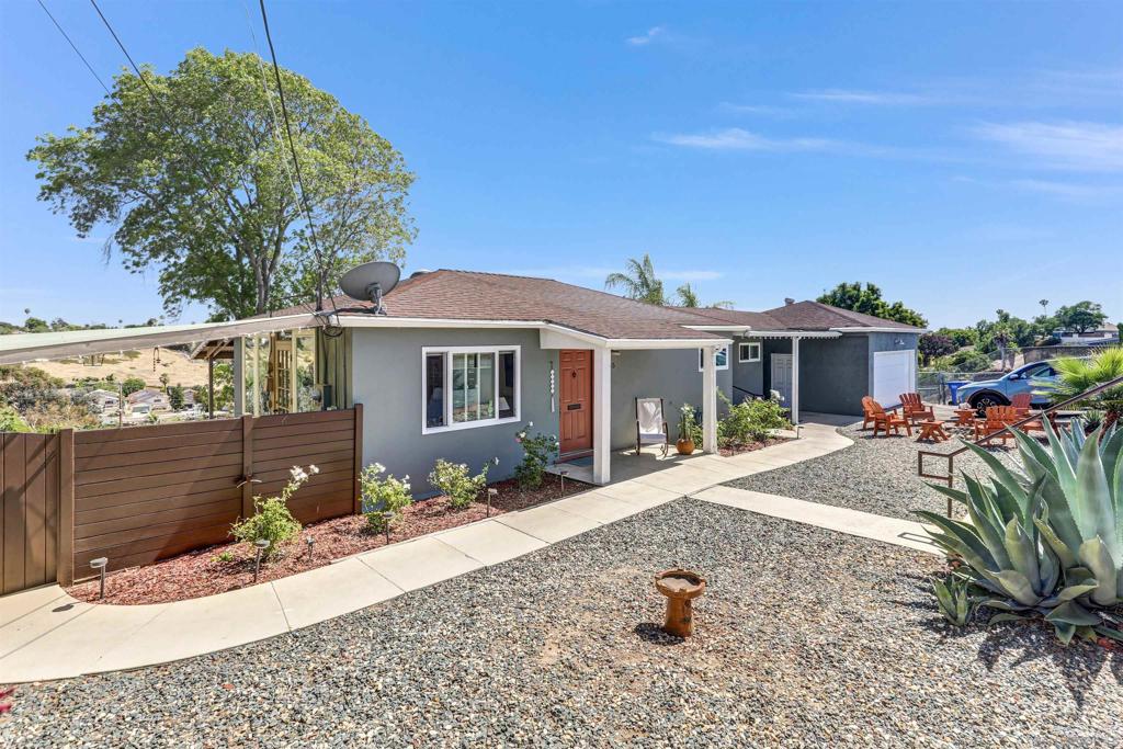 1305 Bakersfield