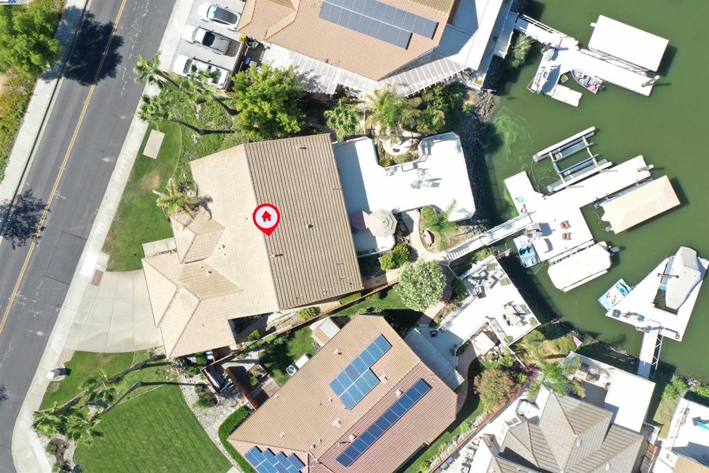 DELTA WATERFRONT ACCESS - Residential