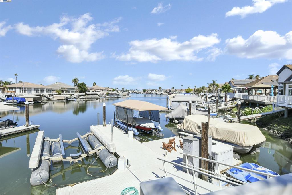 DELTA WATERFRONT ACCESS - Residential