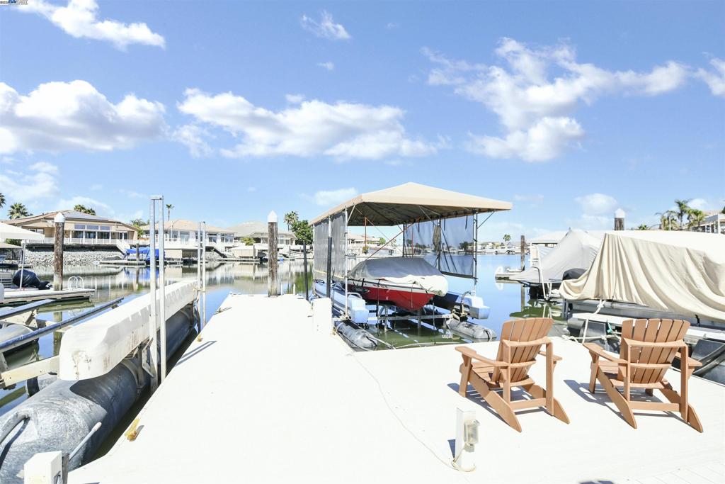 DELTA WATERFRONT ACCESS - Residential