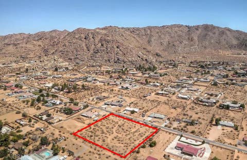 Photo of 0 Century Plant, Apple Valley, CA 92307 (MLS # HD26113503)