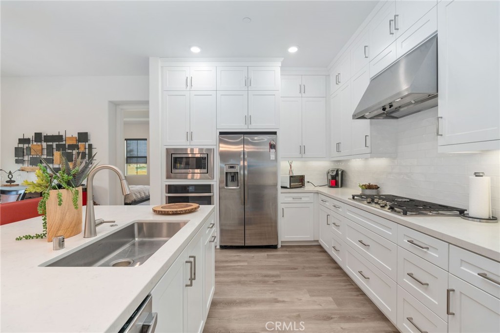 129 Carlow, Irvine CA 92618 - Photo 20