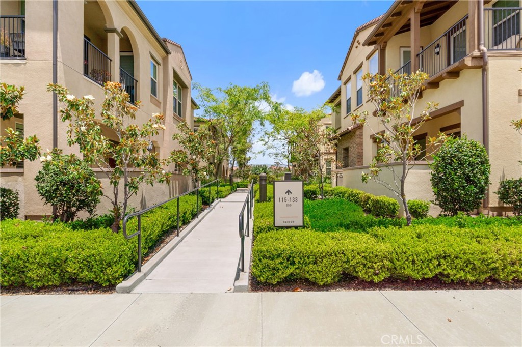 129 Carlow, Irvine CA 92618 - Photo 10