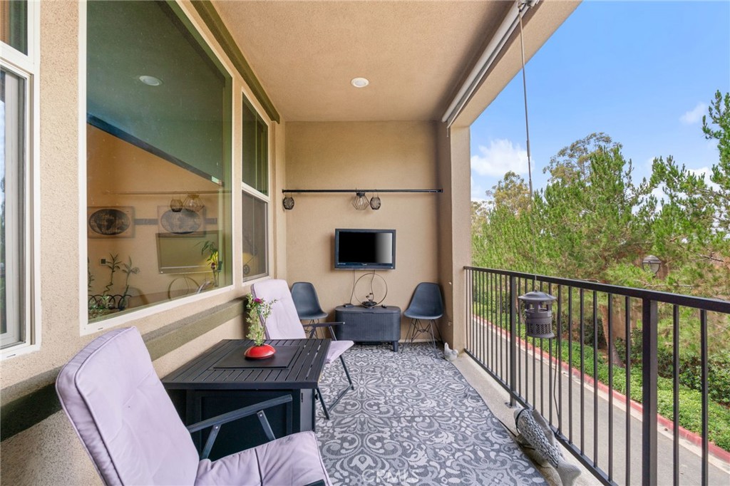 129 Carlow, Irvine CA 92618 - Photo 41