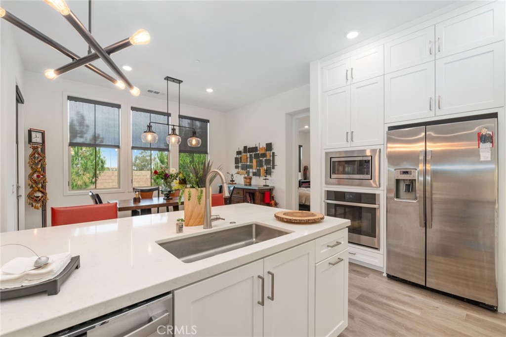 129 Carlow, Irvine CA 92618 - Photo 27