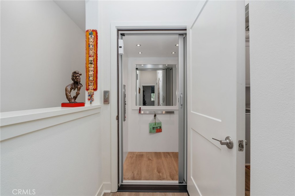 129 Carlow, Irvine CA 92618 - Photo 18