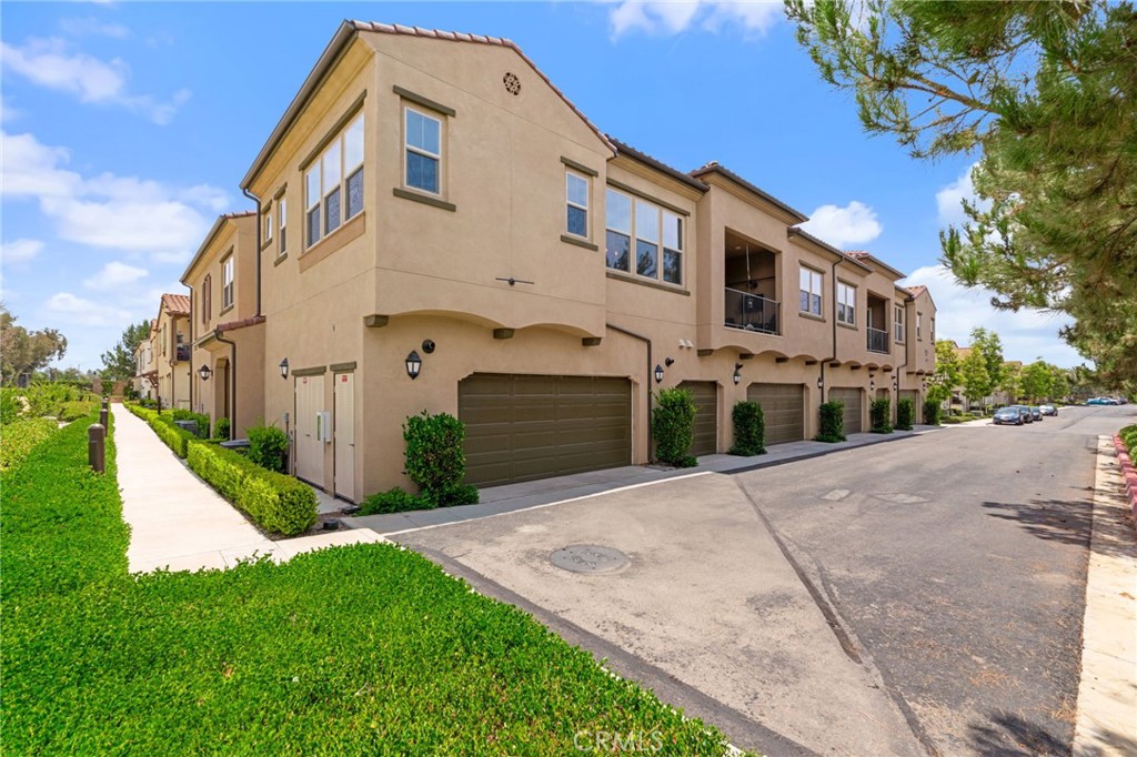 129 Carlow, Irvine CA 92618 - Photo 45