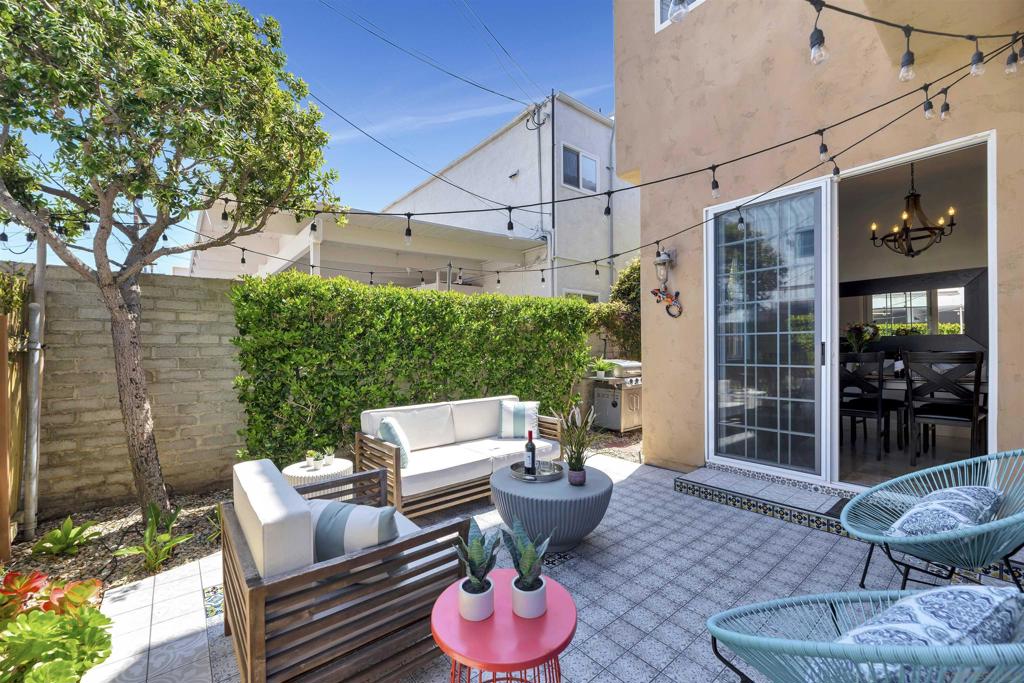 A three-minute walk from Windansea Beach, this beautifully maintained Spanish-style home offers the perfect blend of coastal living and modern comfort. With soaring ceilings, skylights, high-end appliances, and a spacious 3 bed / 2.5 bath layout across 1,825 sqft, the home features a tranquil private patio, romantic fireplace, and luxurious master suite with jetted tub. Secure 2-car garage parking and garden service are included. Ideally located near La Jolla’s top schools and Village amenities, this rare long-term rental opportunity is now available at $9,000/month. Don’t miss this opportunity!