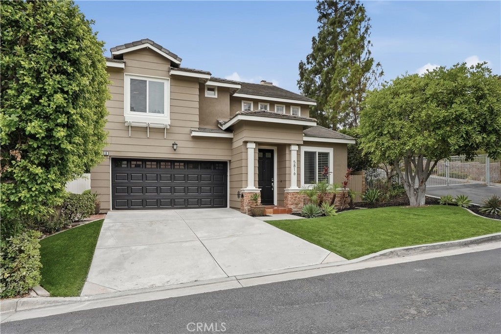 5816 E Indigo Court
