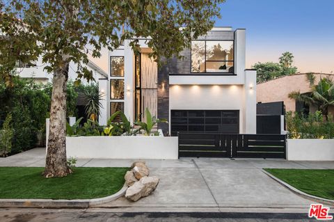 816 N Sycamore Avenue Los Angeles CA 90038