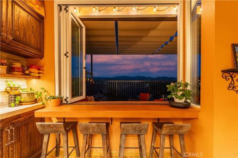 Photo of 650 Ivywood Lane #E, Simi Valley, CA 93065 (MLS # SR26111277)