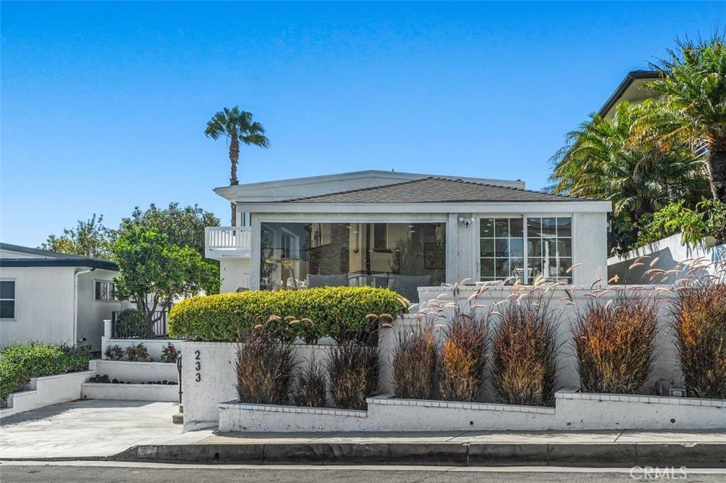 Photo of 233 Santa Ana Ave, Newport Beach, CA 92663 (MLS # OC26142030)