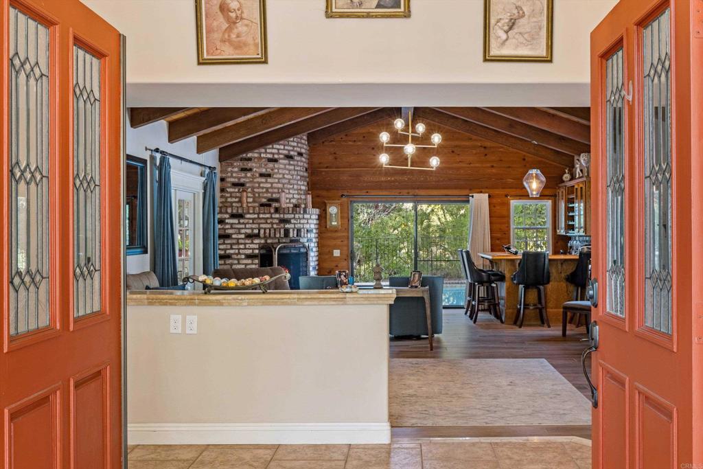 1285 Hidden Oaks Trail