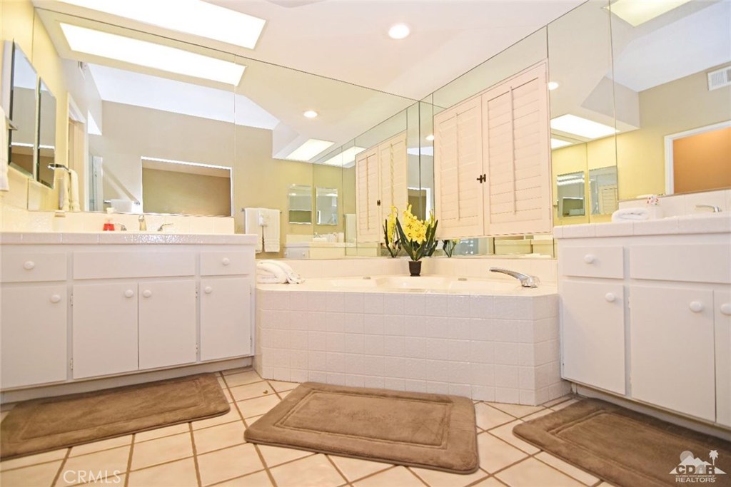 Desert Falls C.C. - Residential