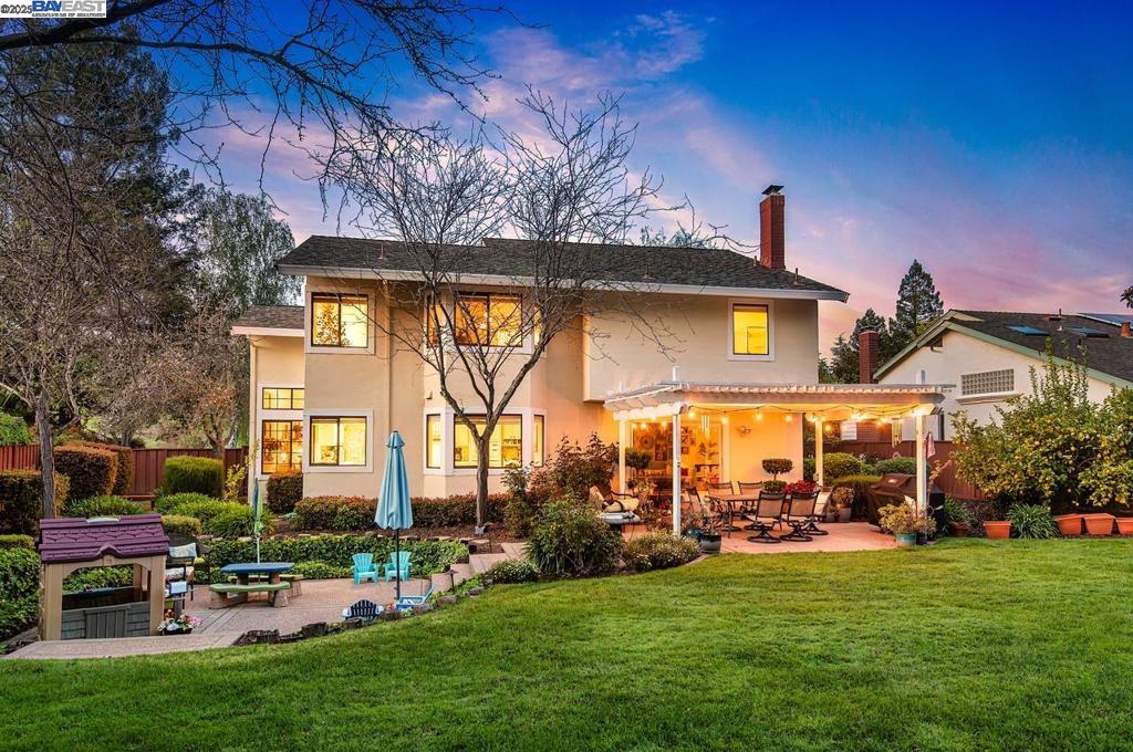 VINTAGE HILLS II - Residential