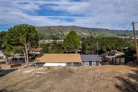 Tiny photo for 3291 Rockview Place, San Luis Obispo, CA 93401 (MLS # SC26044748)