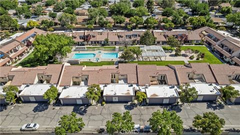 Photo of 43334 32nd St. W #34 ST, Lancaster, CA 93536 (MLS # SR26102532)