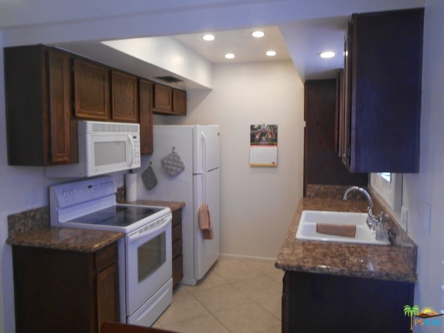 Ramon Estados - Residential