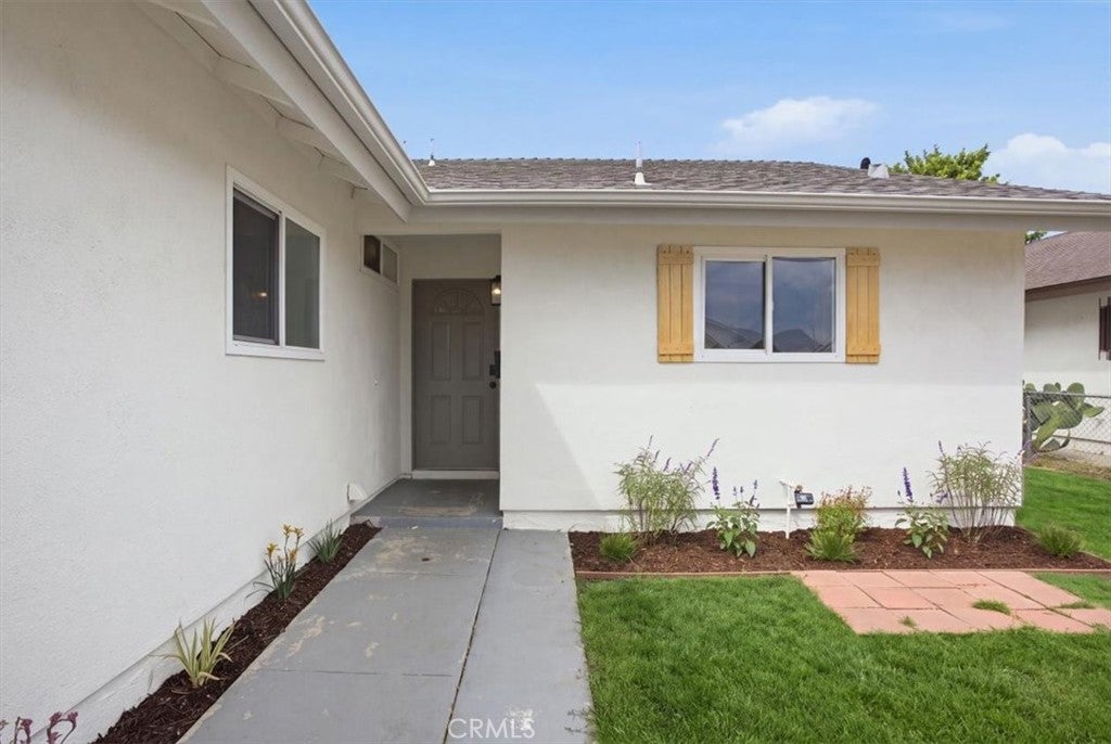221 Vegas Drive