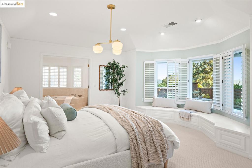 CASTRO VALLEY - Residential