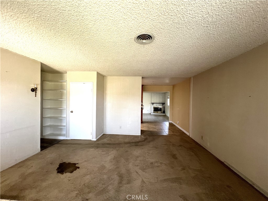 8940 Comet Circle
