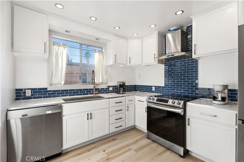 Photo of 527 Cedar Ave #2E, Long Beach, CA 90802 (MLS # SB25269788)