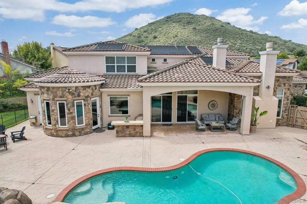 San Diego, California 92128, United States, 5 Bedrooms Bedrooms, ,7 BathroomsBathrooms,Residential,Pending,100489