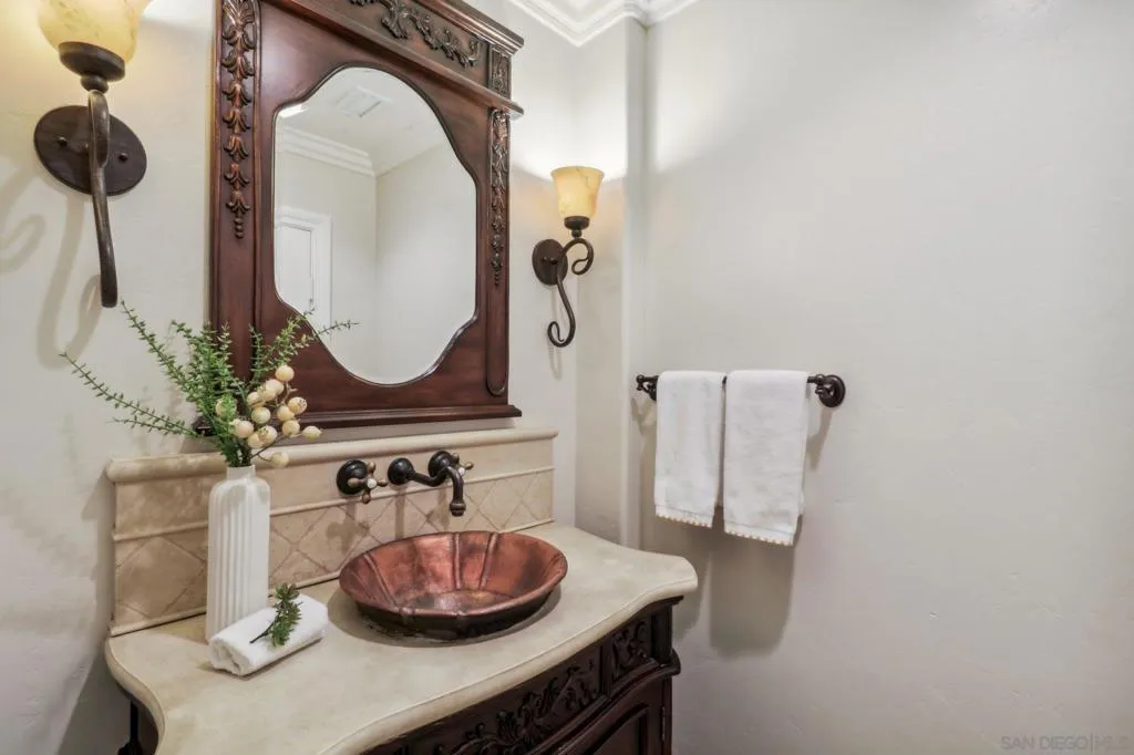 San Diego, California 92128, United States, 5 Bedrooms Bedrooms, ,7 BathroomsBathrooms,Residential,Pending,100489