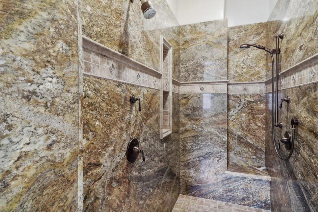 San Diego, California 92128, United States, 5 Bedrooms Bedrooms, ,7 BathroomsBathrooms,Residential,Pending,100489