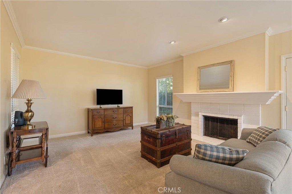 110 Oak Forest Circle